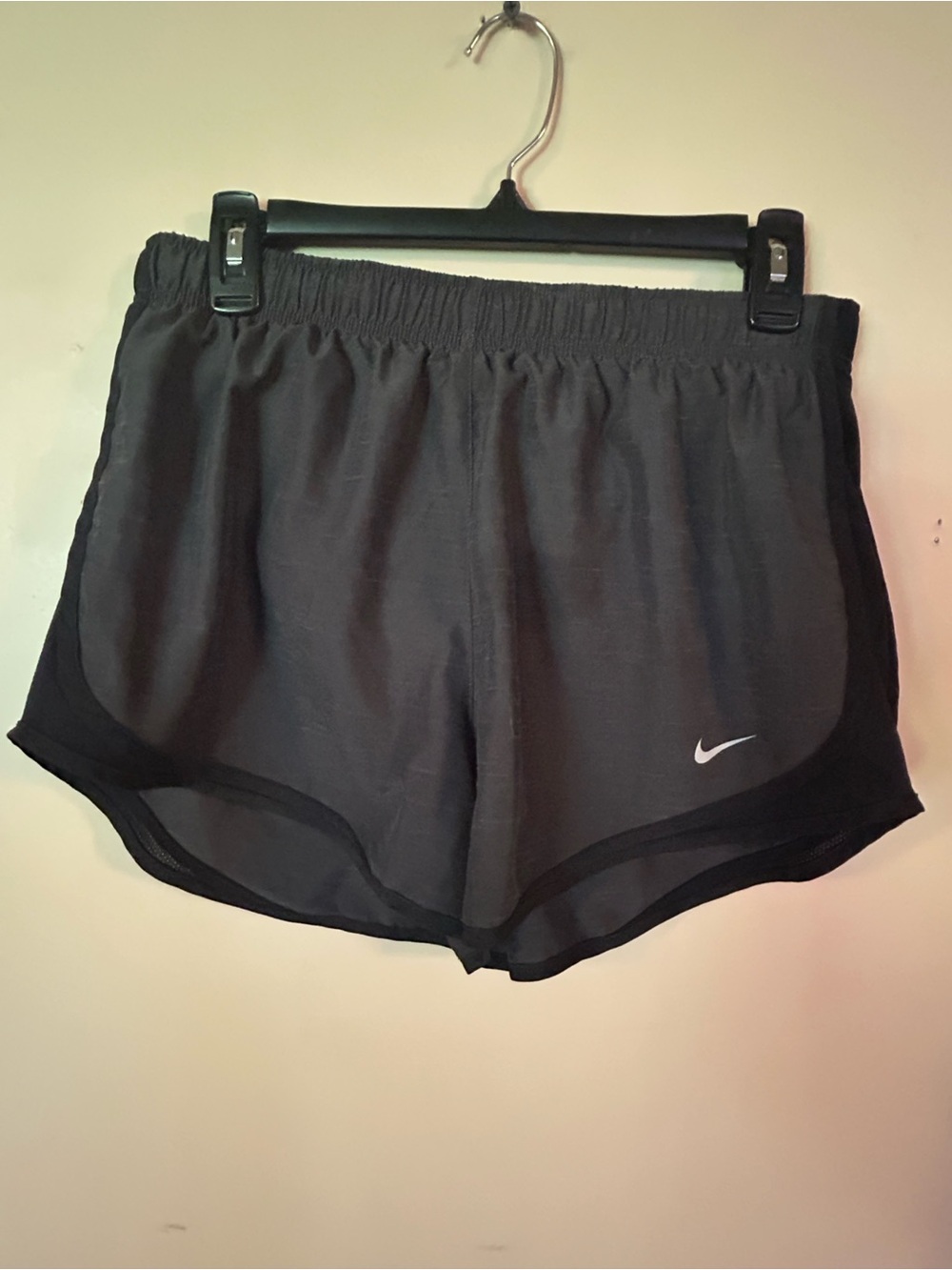 Nike Dri-FIT Dark Gray Running Shorts Women’s Large